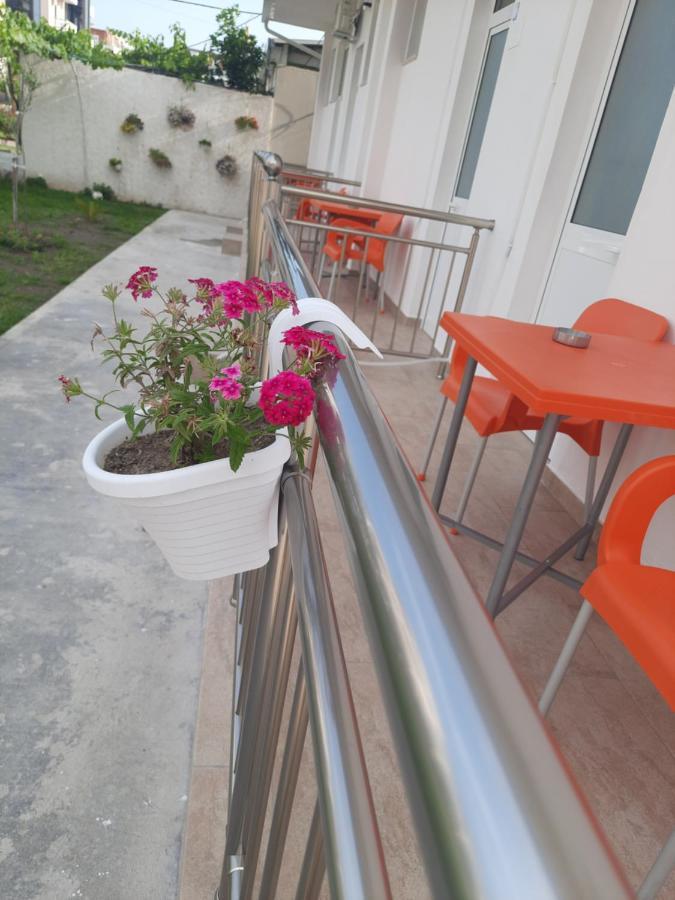 Vila Pushimi Regis Velipoje Exterior photo